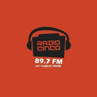 Radio la Cinco 89.7 FM logo